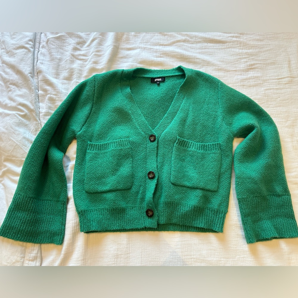 APPARIS sweater